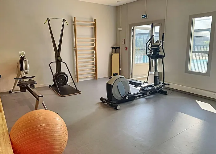 Mobil-home Grand Confort à 200m De La Avec Piscine Chauffée, 4 Pers, Terrasse, Parking - Fr-1-361a-21 Hébergement de vacances *